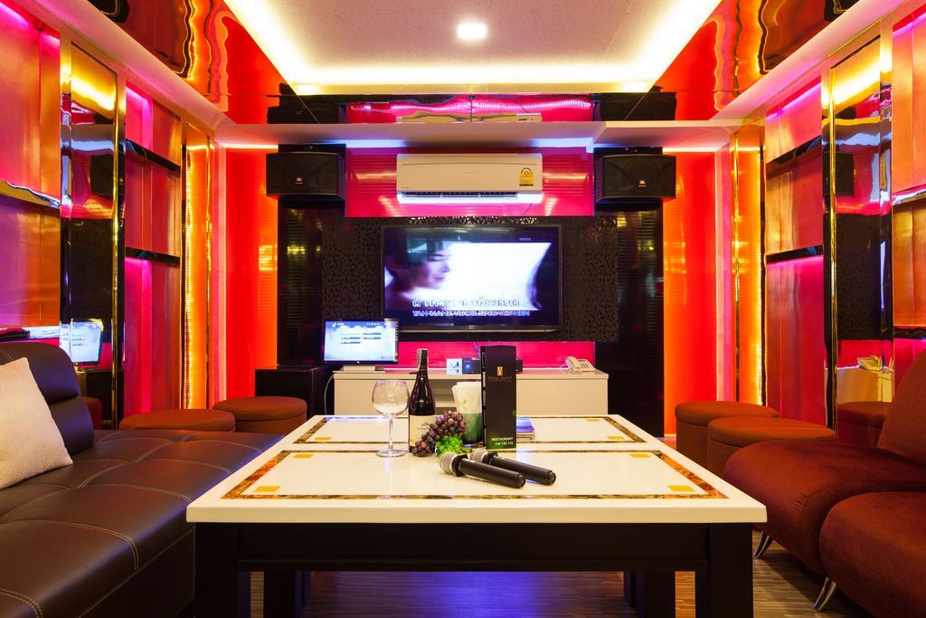 Vabua Asotel Bangkok Exteriör bild