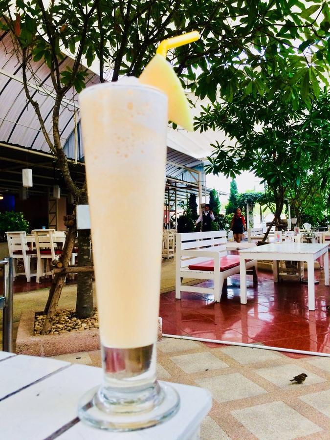 Vabua Asotel Bangkok Exteriör bild